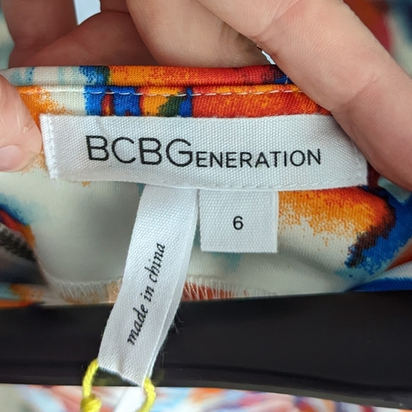 BCBGeneration Passion Mu Mini Flare Skirt Size 6 - Picture 4 of 8